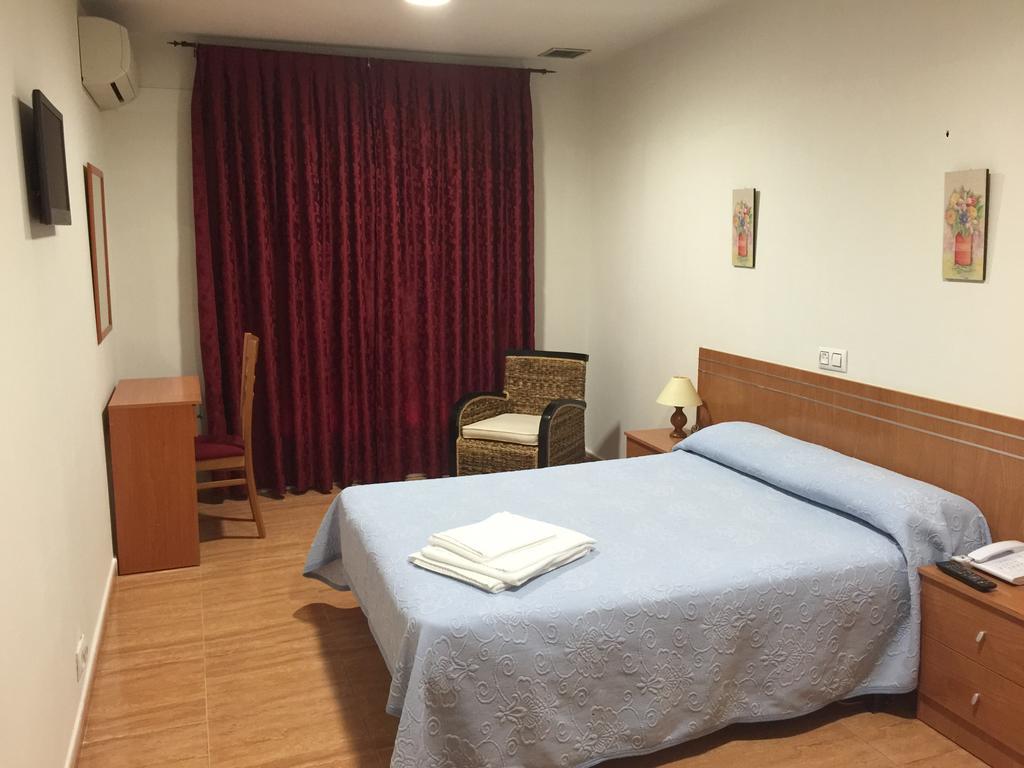 Hotel Godofredo Toledo Luaran gambar