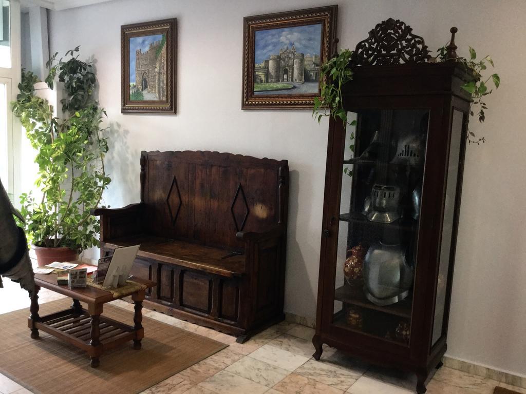 Hotel Godofredo Toledo Luaran gambar